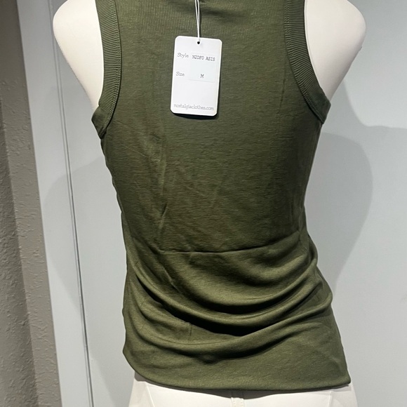 Nostalgia Green Fitted Tank Top - Picture 5 of 8